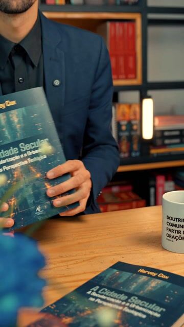 Vídeo de Livraria Cristã Com Cristo - Bíblias, livros evangélicos, vida cristã