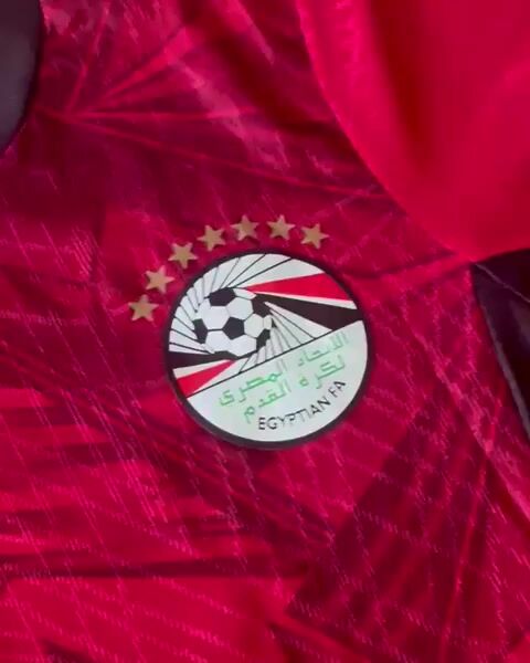 Video de CAMISETA EGIPTO 2026/27 TITULAR SALAH 10 - TELA JUGADOR