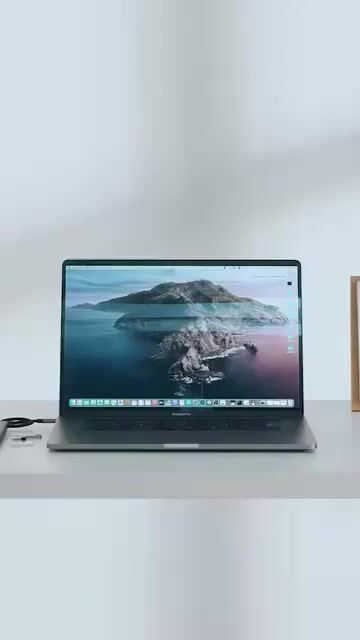 Video de Hub adaptador usb-c ugreen 6 en 1 hdmi 4k rj45 pd 100w