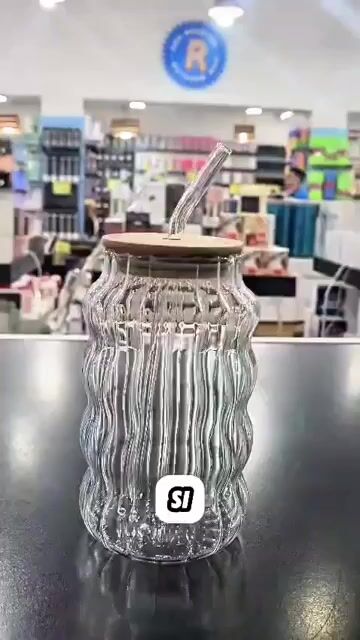 Video de Vaso Vidrio Con Tapa Bambu Y Sorbete De Vidrio 400ml