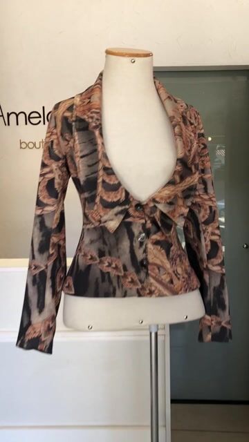 Vídeo de Blazer vintage modelagem medieval