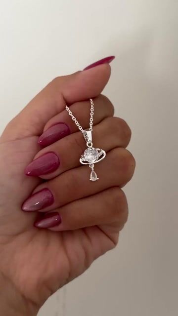 Video de Cadena con dije planeta