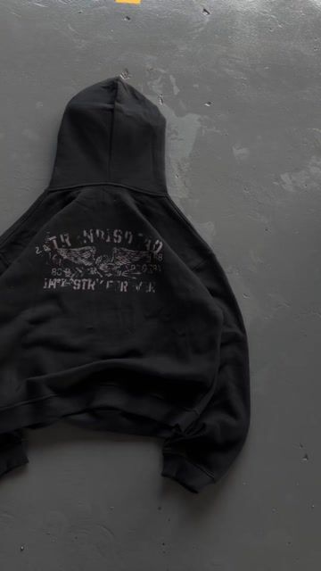 Video de BLACK HOODIE - TID HAWK