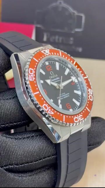 Video de Omega Seamaster 40mm - AÇO/MOSTRADOR PRETO COM LARANJA - SILICONE