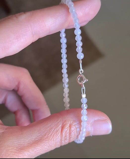 Vídeo de Pulseira Essência - Quartzo Rosa