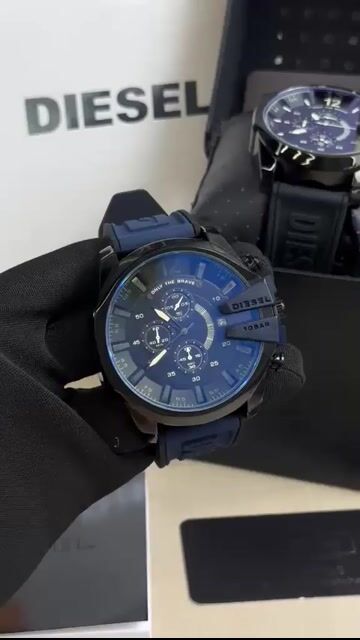 Video de Diesel 10 Bar 52mm - AÇO PRETO/MOSTRADOR PRETO - SILICONE