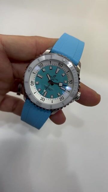 Video de Breitling Superocean 44mm - AÇO/MOSTRADOR AZUL - SILICONE