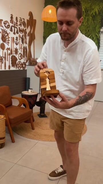 Vídeo de Porta Vela e Incenso Omolu - 20cm Alt