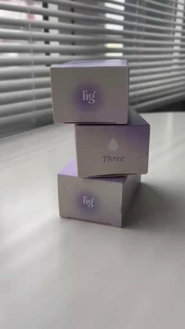 Video de THREE