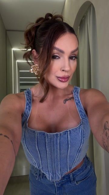 Video de Conjunto Jeans