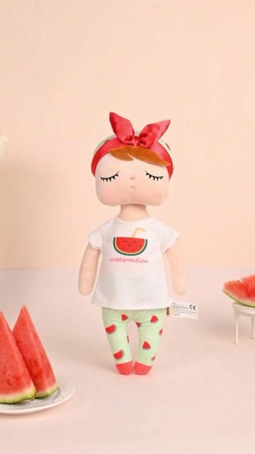 Video de METOO DOLL - BONECA ANGELA 35CM FRUTA - MELANCIA