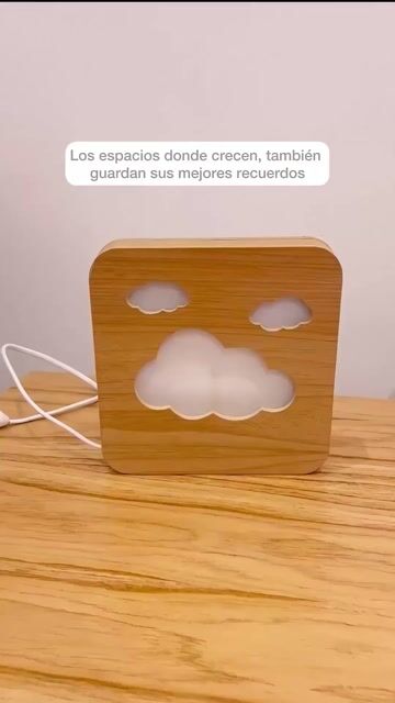 Video de Lámpara Box Madera Nubes