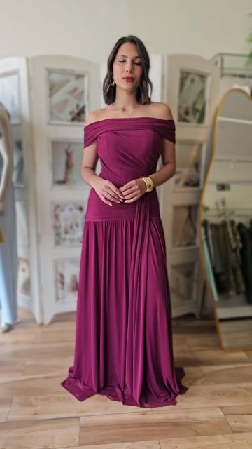 Vídeo de VESTIDO PENELOPE MARSALA
