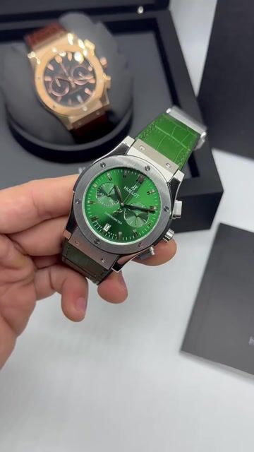 Video de Hublot Classic Fusion 45mm - AÇO/MOSTRADOR VERDE - SILICONE E COURO