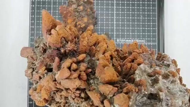 Video de 900 gr Calcita Escalenoédrica con Fluorita 3 Piezas Minerales de Colección