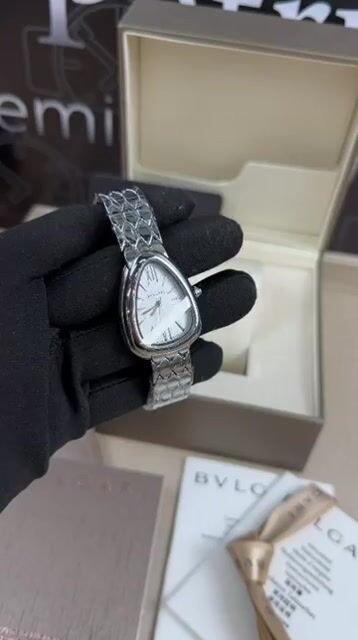 Video de Bvlgari Serpenti 29mm - AÇO/MOSTRADOR BRANCO