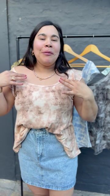 Video de MUSCULOSA BATIK/372