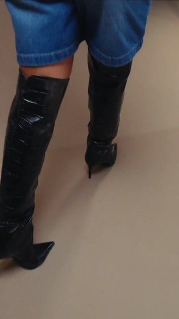 Video de Bermuda Fem. Jorts Com Strass - 5018