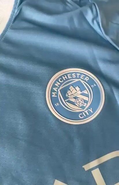 Video de CAMISETA 2026/27 MANCHESTER CITY TITULAR HAALAND 9 - TELA JUGADOR