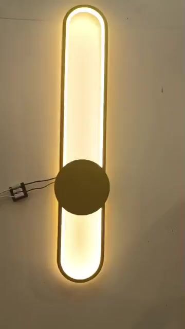 Video de Luminária Parede Arandela Moderna Decoração Led 24w 12x60cm Bivolt Dourado Preto Branco Instalação na Energia