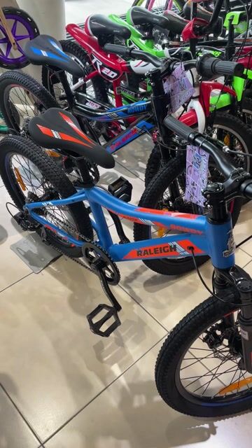 Video de Bicicleta Raleigh Rowdy Rodado 20 con cambios