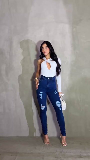 Vídeo de CALÇA JEANS PREMIUM SLIM