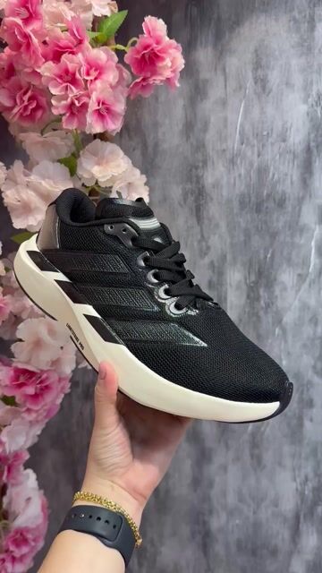 Video de Adizero Preto/Preto