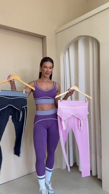 Video de CONJUNTO LEGGING E TOP LISTRAS POLIAMIDA PREMIUM