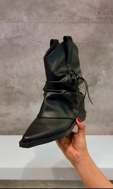 Video de Botinetas Aries negro