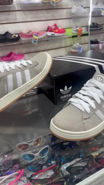 Vídeo de Tênis Adidas Campus