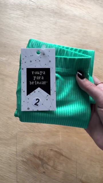 Video de Calça Legging Infantil Brilhante Verde Jade