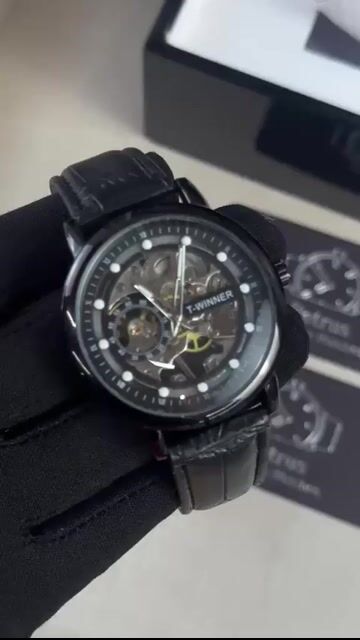 Video de Forsining Automatic 42mm - AÇO PRETO/MOSTRADOR SKELETON - COURO