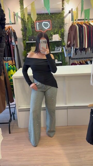 Vídeo de WIDE VINTAGE STRASS