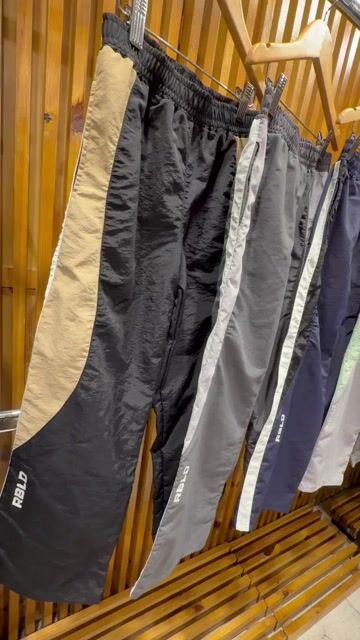 Video de PANTALON DETROIT
