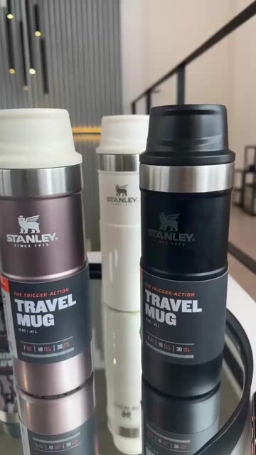 Video de VASO TÉRMICO STANLEY ORIGINAL ONE HAND| 473 ml - FULL GRABADO