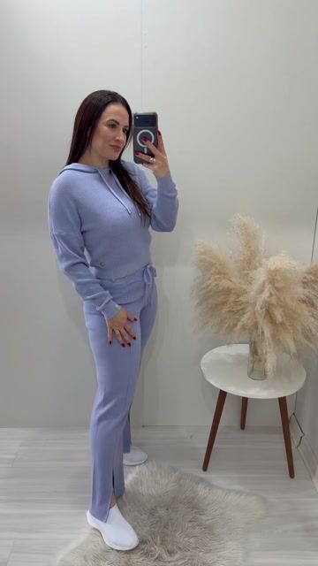 Video de Blusa aBenção Canelada em Algodão com Capuz - 12152 Azul Pastel