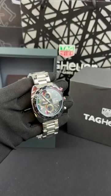 Video de TAG Heuer Fórmula 1 43mm - AÇO/MOSTRADOR PRETO