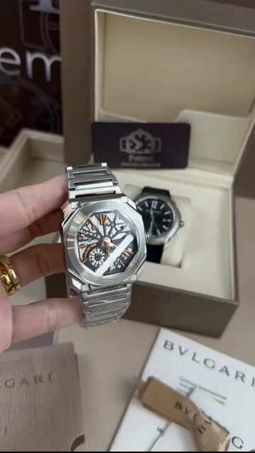 Video de Bvlgari Octo Finissimo Skeleton 42mm - Aço/Mostrador Branco