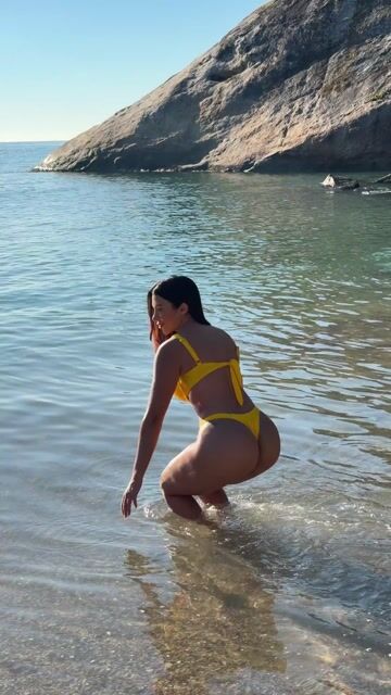 Vídeo de Mariah Biquínis