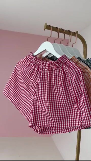 Vídeo de SHORT LOREN