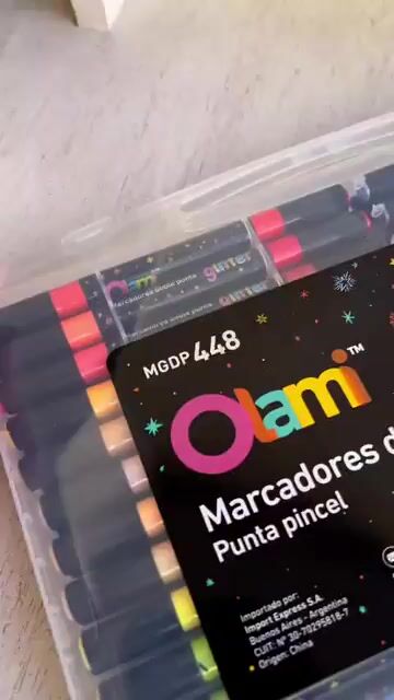 Video de OLAMI Marcadores doble punta pincel Glitter x36 colores surtidos lettering e ilustración