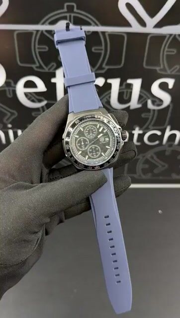 Video de TAG Heuer Fórmula 1 42mm - AÇO/MOSTRADOR PRETO - SILICONE
