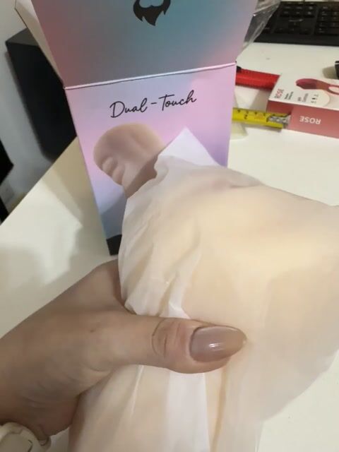 Video de MASTURBATOR - DUAL VAGINA Y ANO
