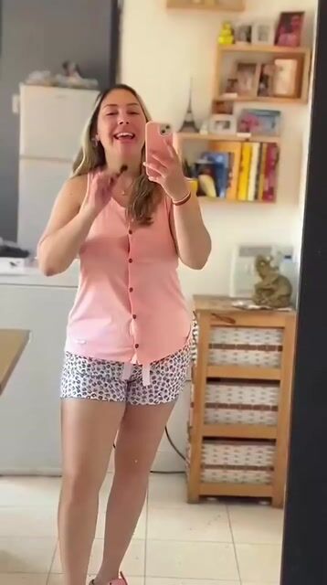 Video de Pijama Abotonado para Amamantar