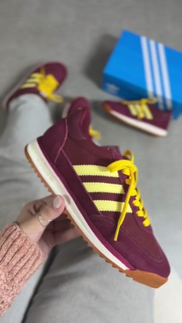 Vídeo de ADIDAS SL