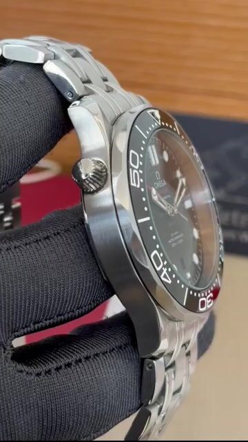 Video de Omega Seamaster 43mm - AÇO/MOSTRADOR PRETO