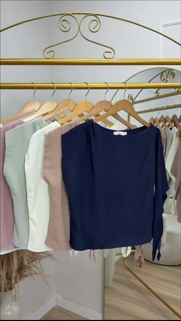 Vídeo de Blusa Alfaiataria Feminina Elegante Manga Assimétrica com Broche REF FS8169 Four Seasons Verão