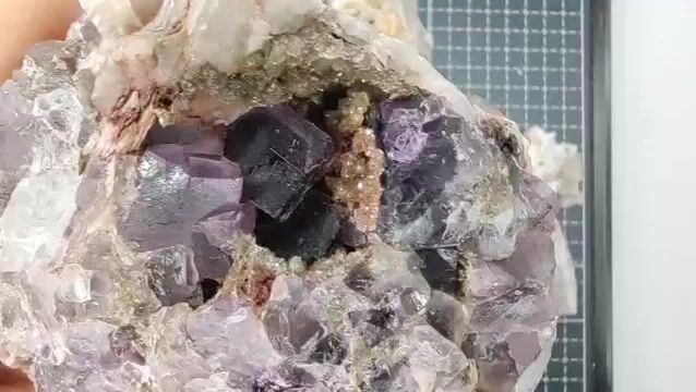 Video de 907 gr Fluorita Cúbica 10 Piezas Minerales de Colección