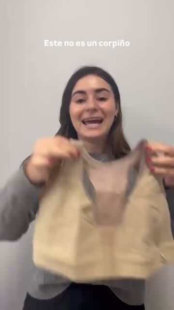 Video de Corpiño Coramina Microfibra Doble Tela Abertura Broche Frontal 90 al 120 Art.367