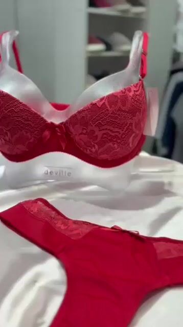 Video de CONJ. TAZA SOFT Y COLALESS ENCAJE (872)